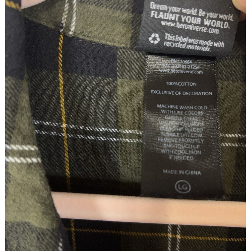 Her Universe x Marvel Loki Flannel Shirt Womens Sz L Green Plaid Graphic Pocket - Picture 6 of 8
